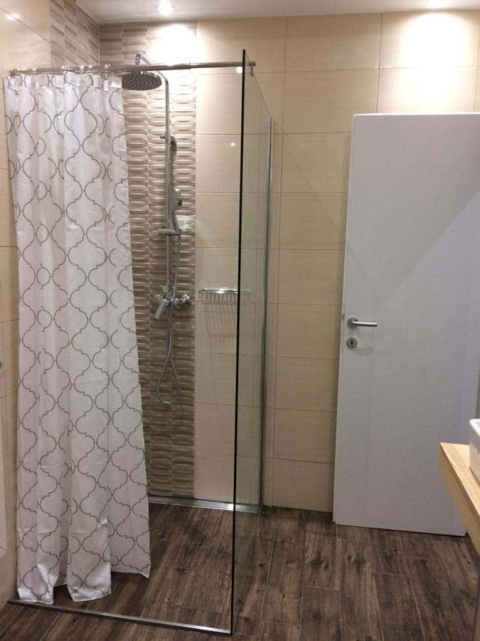 Z&D Apartment プーラ エクステリア 写真
